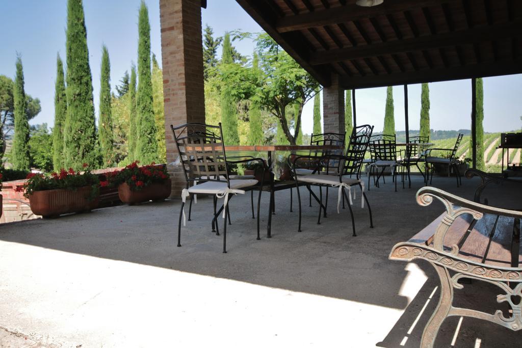 Azienda Agricola E Agriturismo Vallorsi Terricciola Exteriör bild